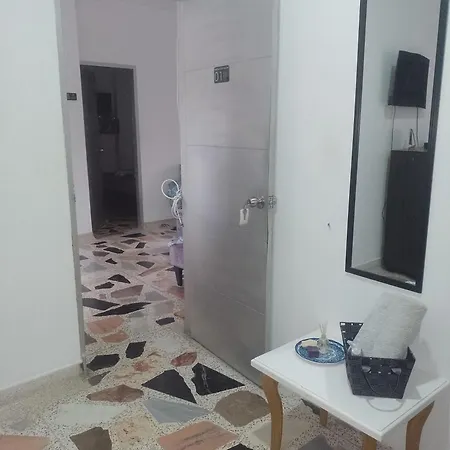 Sarac 2do Piso Habitación en casa particular